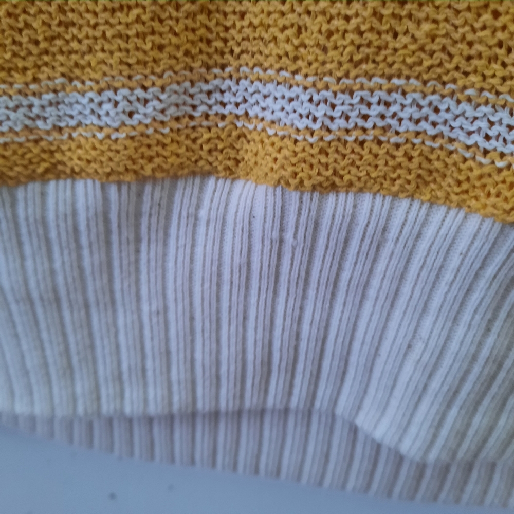 Zara Knit Sweater Vest VNeck Oversized Yellow Gold Cream Stripe Womens Size Sm - Picture 5 of 11